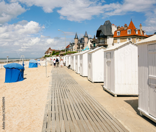 Cabines de plage en Normandie