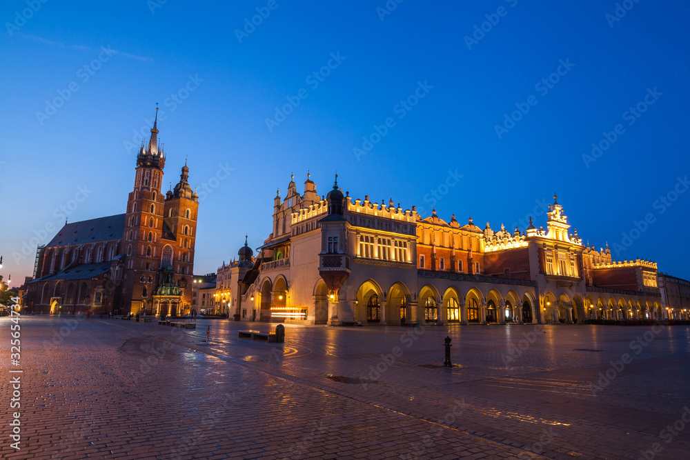 Obraz view of the beautiful Krakow old town in the evening