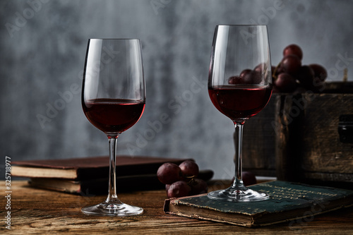 Glass red wine cup