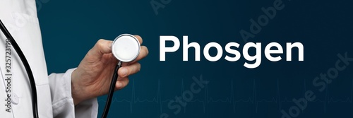 Phosgen. Arzt im Kittel hält Stethoskop. Das Wort Phosgen steht daneben. Symbol für Medizin, Krankheit, Gesundheit photo