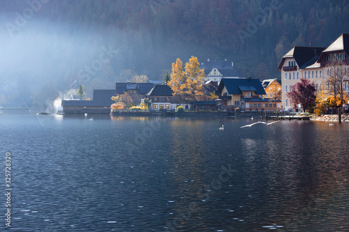 Fototapeta Naklejka Na Ścianę i Meble -  beautiful view of the streets of a small famous city Hallstatt
