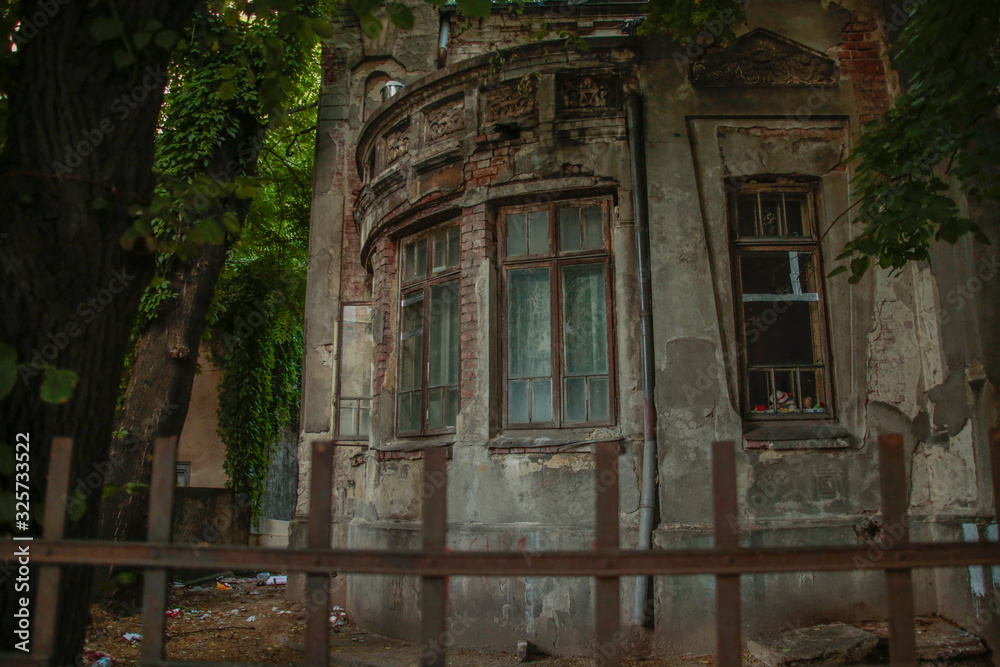 Fototapeta premium House of Abandonment