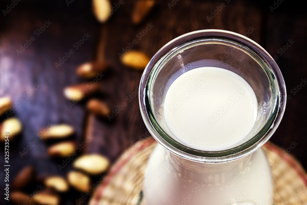 Vegan milk extracted from chestnuts. Milk extracted from the Brazilian chestnut known as Brazil nut, healthy product of plant origin. Vegan milk extracted from chestnuts. Milk extracted from the Brazilian chestnut known as Brazil nut, healthy product of plant origin.