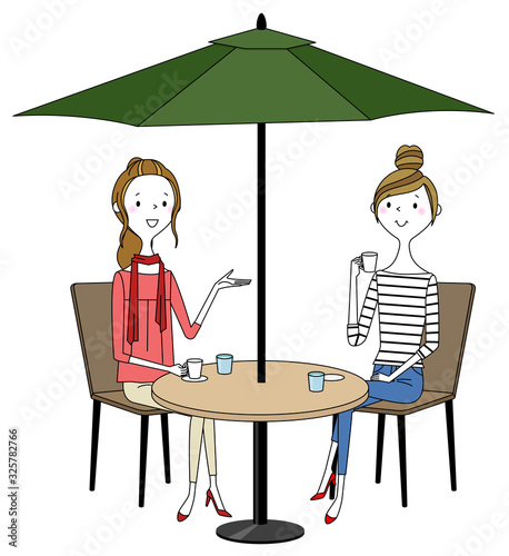 若い女性　カフェ　おしゃべり