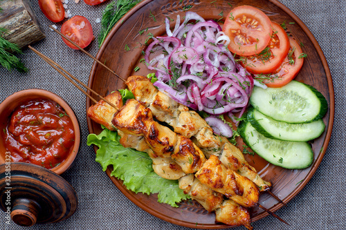 chicken kebab with fresh vegetables