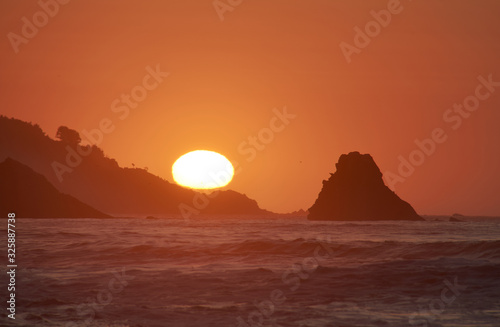 Atardecer en playa de Mehuin