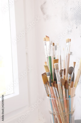 photo brushes for painting by the window