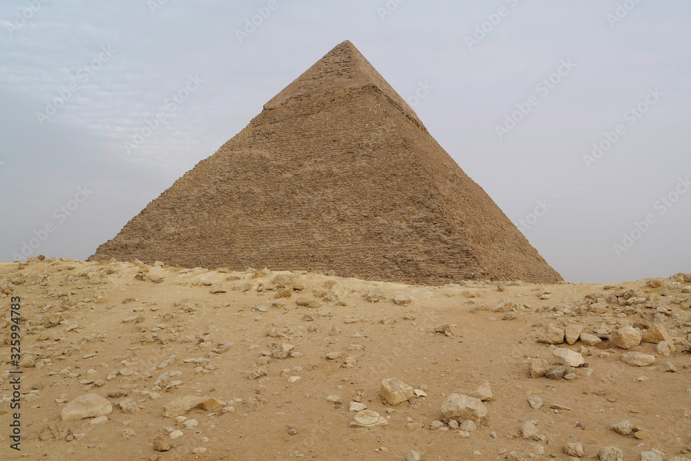 Pyramid of Khafre on Giza plateau, Cairo, Egypt Pyramid of Khafre on Giza plateau, Cairo, Egypt