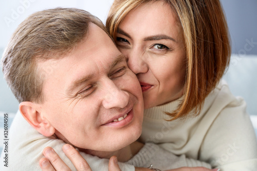 Portrait of beautiful coupl...