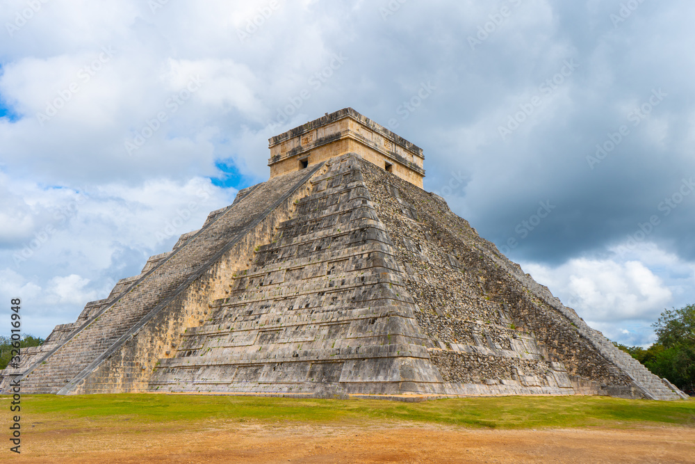 El Castillo pyramid (Temple of Kukulcan). General view. Architecture of ancient mayan civilization. Chichen Itza archeological site. Yucatan. Mexico.