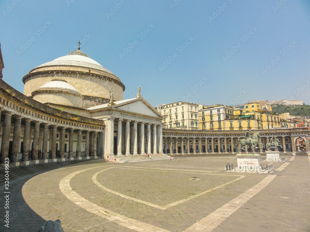 Neapel Piazza del Plebiscito mit Basilica