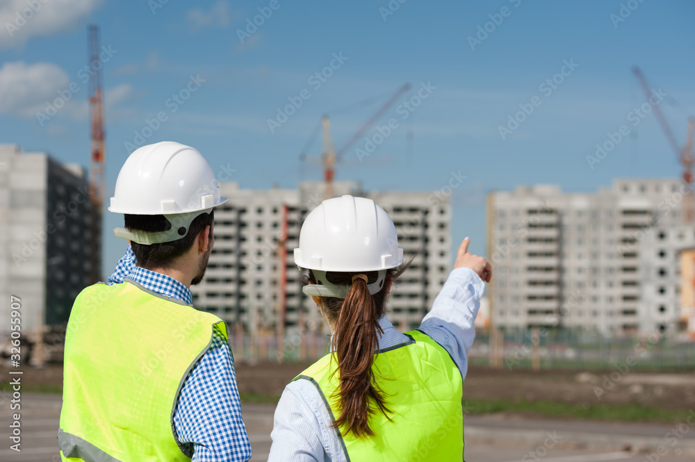 Woman And A Male Engineer A Project Foreman Woman And A Male Engineer A Project Foreman