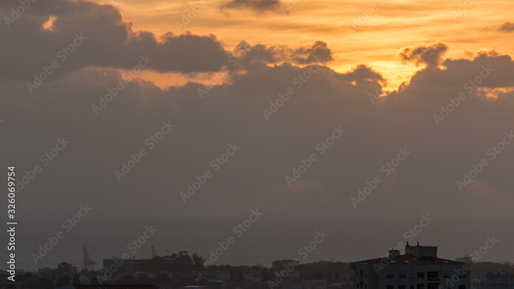Obraz premium Ocean piers of Douro river mouth at sunset timelapse, Porto, Portugal
