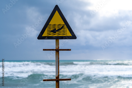 strong current sign near the sea