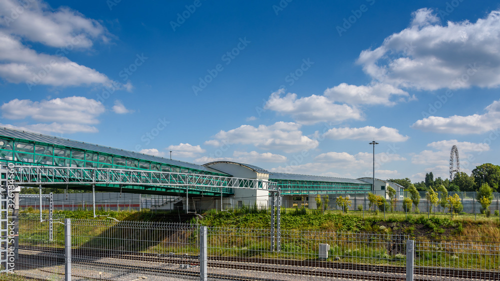 Pedestrian crossing over railway tracks