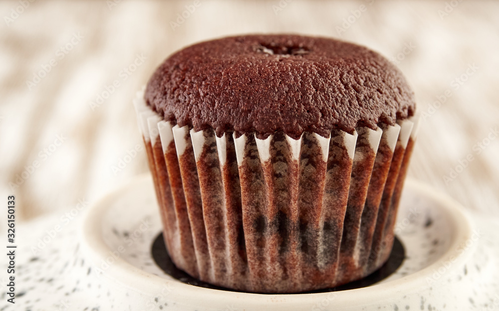 Mini chocolate brownie cupcakes with chocolate filling Mini chocolate brownie cupcakes with chocolate filling