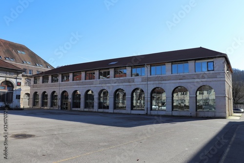 Fototapeta Naklejka Na Ścianę i Meble -  Université UFR de Franche Comté à Besançon - Ville de Besançon - département du Doubs - Région Bourgogne Franche Comté - France