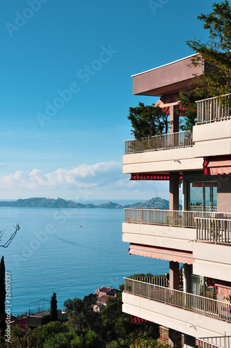 Great building apartment with terrace and rooftop looking on the hill looking down on the sea in Marseille, south of France