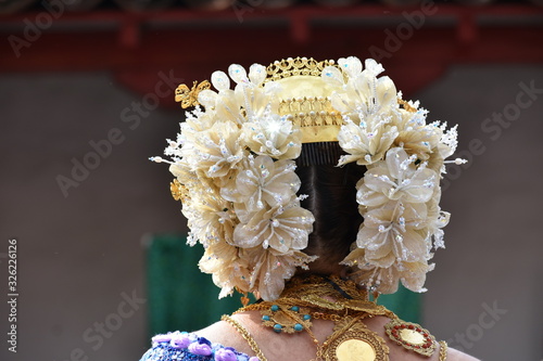 Tembleques panama homen head ornaments photo