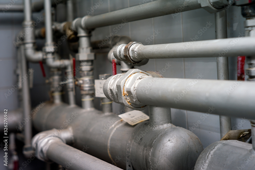 Metal central heating pipes Metal central heating pipes