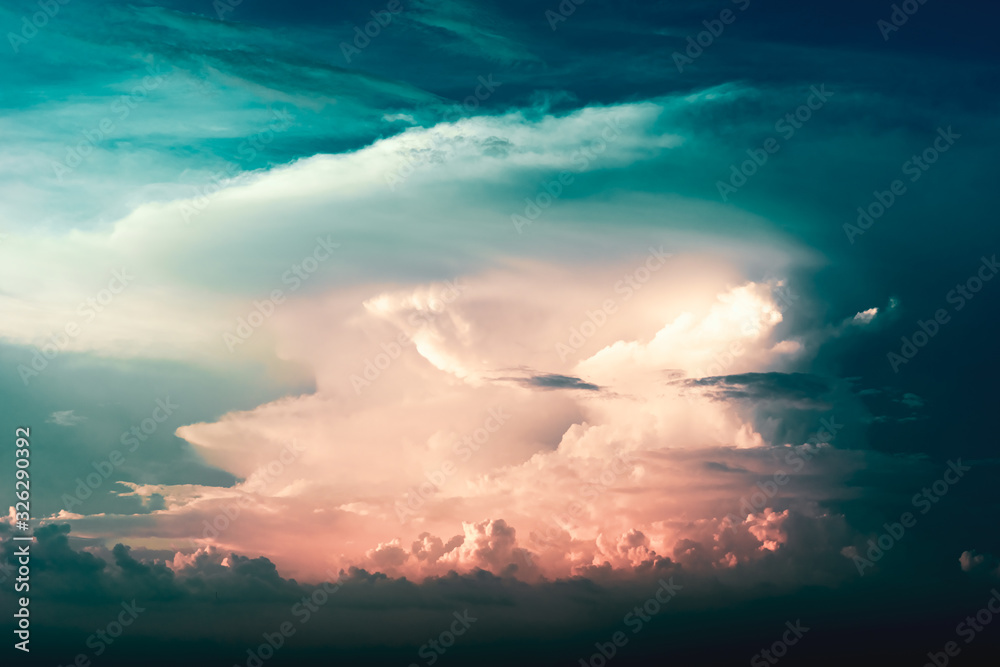 Φωτογραφία Abstract moody sun rise and sun set sky with beautiful color sky and clouds nature panorama background