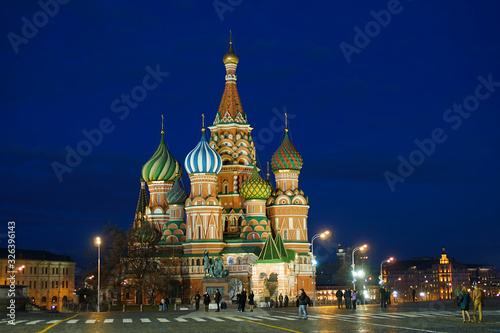 Москва. Красная площадь, ночной вид.