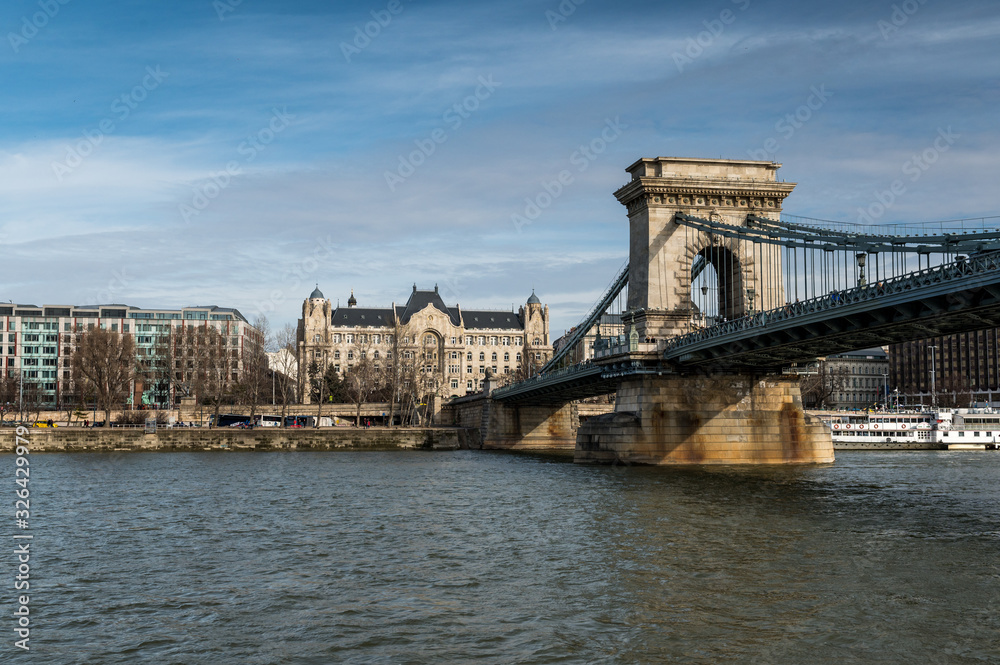 chain bridge in Budapest over the Danube