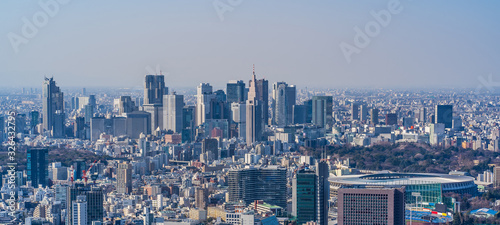 東京都市風景 新宿の高層ビル 国立競技場