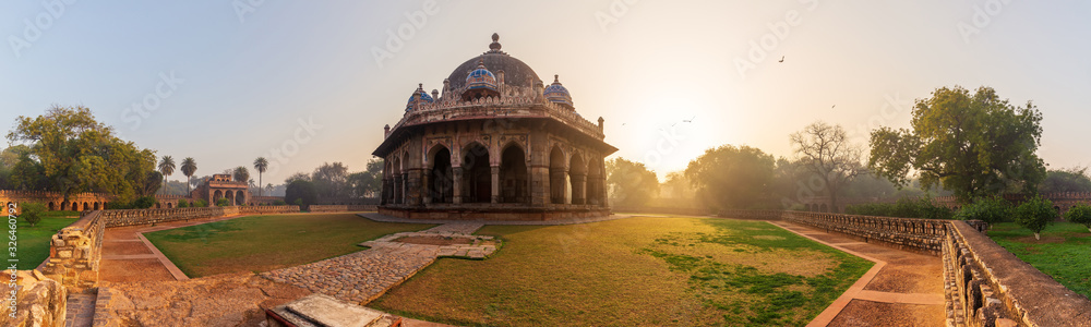  Humayun's Tomb complex, New Dehli, India, panorama