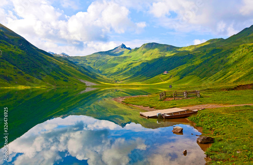 Der Tappenkarsee in Kleinarl im Pongau photo