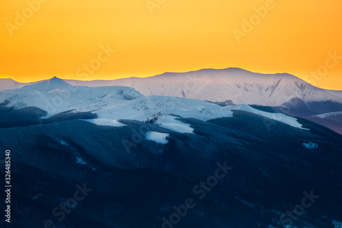 Fototapeta Naklejka Na Ścianę i Meble -  Easter Bieszczady and Borshava (Ukraine) seen from the Tarnica Mt in Poland. Carpathian Mountains.