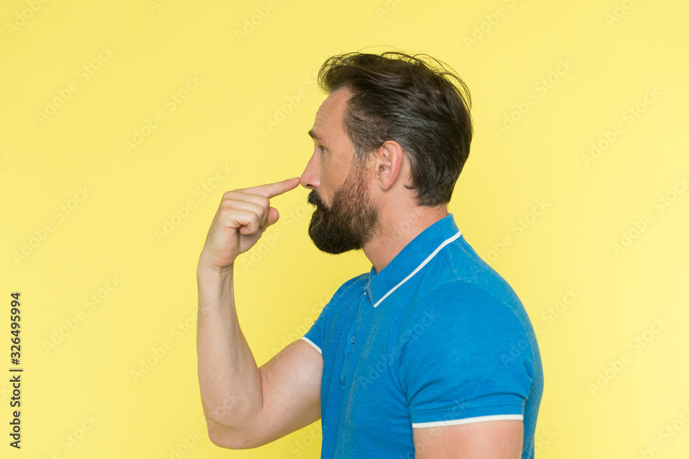 Cerebellar function testing. Mature man have medical examination. Patient do finger to nose test eyes open. Medical testing. Doing medical checkup. Ocular dysmetria. Neurology. Medical care