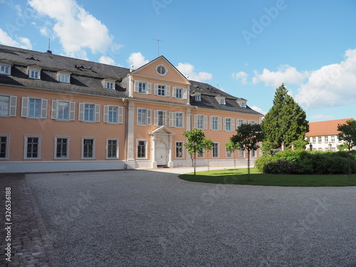 Schloß Schwetzingen und Schloßgarten © hajo100