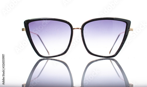 Lentes de sol para el verano en todos los colores