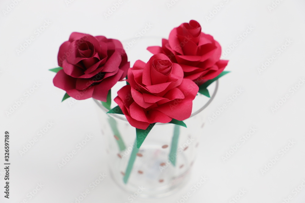 折り紙で作ったバラの花 折り紙で作ったバラの花