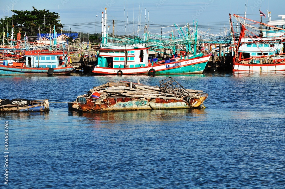 Close-up photos of fishing boats at Rayong Port