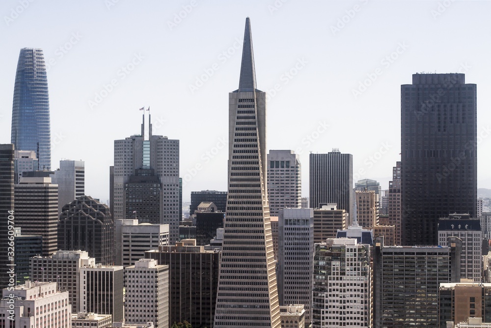 Obraz premium Piękny widok na panoramę San Francisco w ciągu dnia, Kalifornia, USA