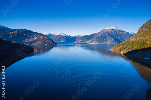 lake in mountains © Kemal