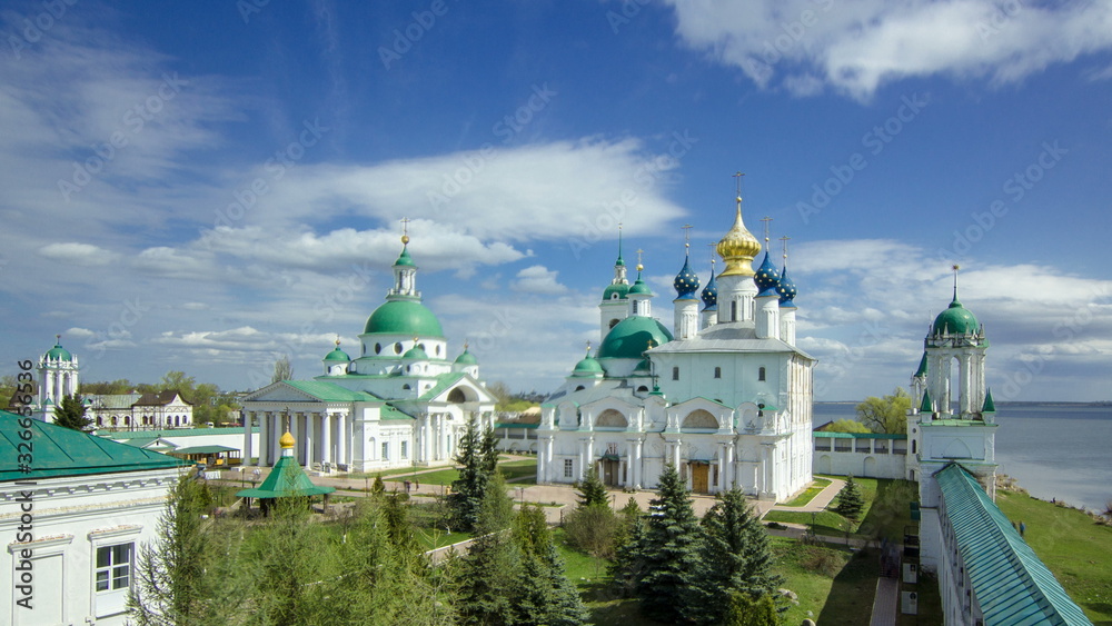 Dimitrievsky Cathedral and Zachatievsky Cathedral of the Spaso-Yakovlevsky Monastery timelapse in Rostov, Russia.