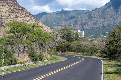 Road in Makaha Valley Oahu Hawaii © Guy