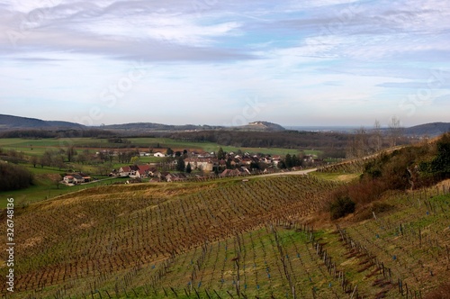 Paysage et vignes dans le Jura.