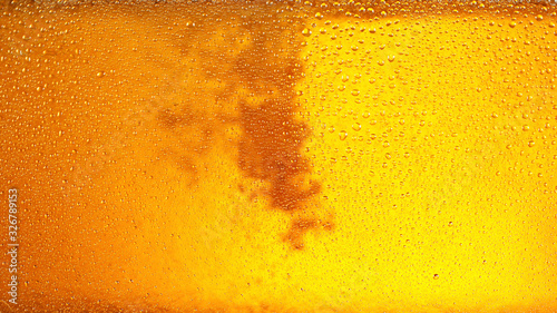 Detail of beer drink with bubbles