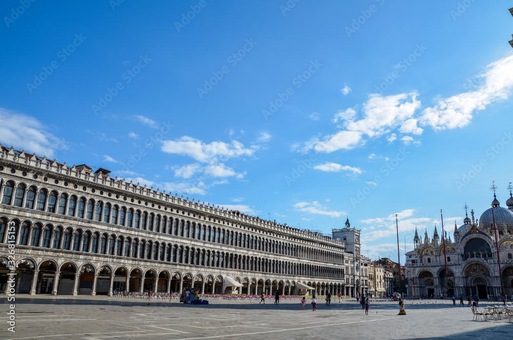 Fototapeta premium Venice. San Marco square and Doge Palace. The Doge's Palace (Palazzo Ducale) is a palace built in Venetian Gothic style, and one of the main landmarks of the city of Venice in northern Italy.