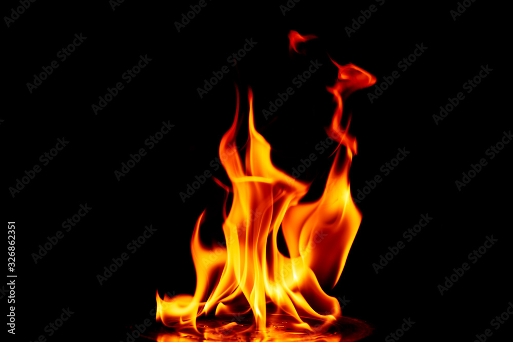 Obraz premium Fire flames on black background