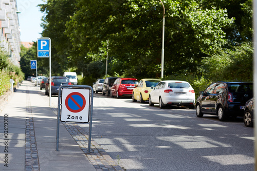 Fototapeta Naklejka Na Ścianę i Meble -  No parking zone