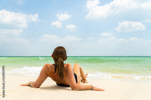 Woman at the beach in Thailand © Netfalls