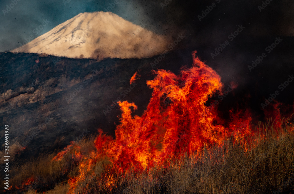 炎と火と富士山