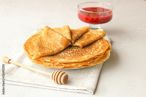 Classic pancakes with jam