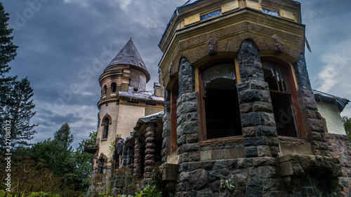 The magnificent and abandoned mansion of the merchant Eliseev, looks like a princess castle. © Александр Оборотов