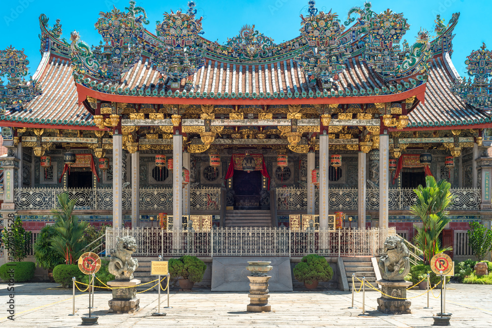 The Khoo Kongsi is a large Chinese clanhouse with elaborate and highly ornamented architecture, a mark of the dominant presence of the Chinese in Penang, Malaysia